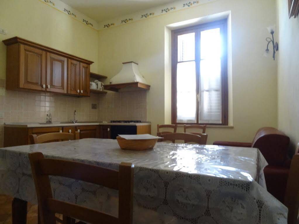 Borgo Il Villino Guest House Casole d'Elsa Ngoại thất bức ảnh